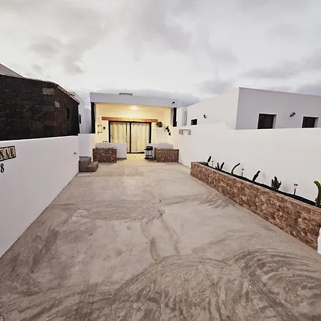 Casa Ganae Уга